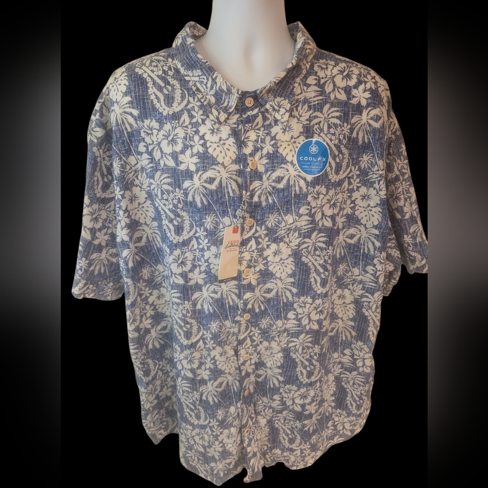 Izod Saltwater Relaxed Blue & White Floral Men's Short Sleeve Button Down Shirt